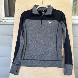 VICTORIA’S SECRET PINK COLLECTION 1/4 ZIP PULLOVER GRAY AND BLACK JACKET SIZE XS